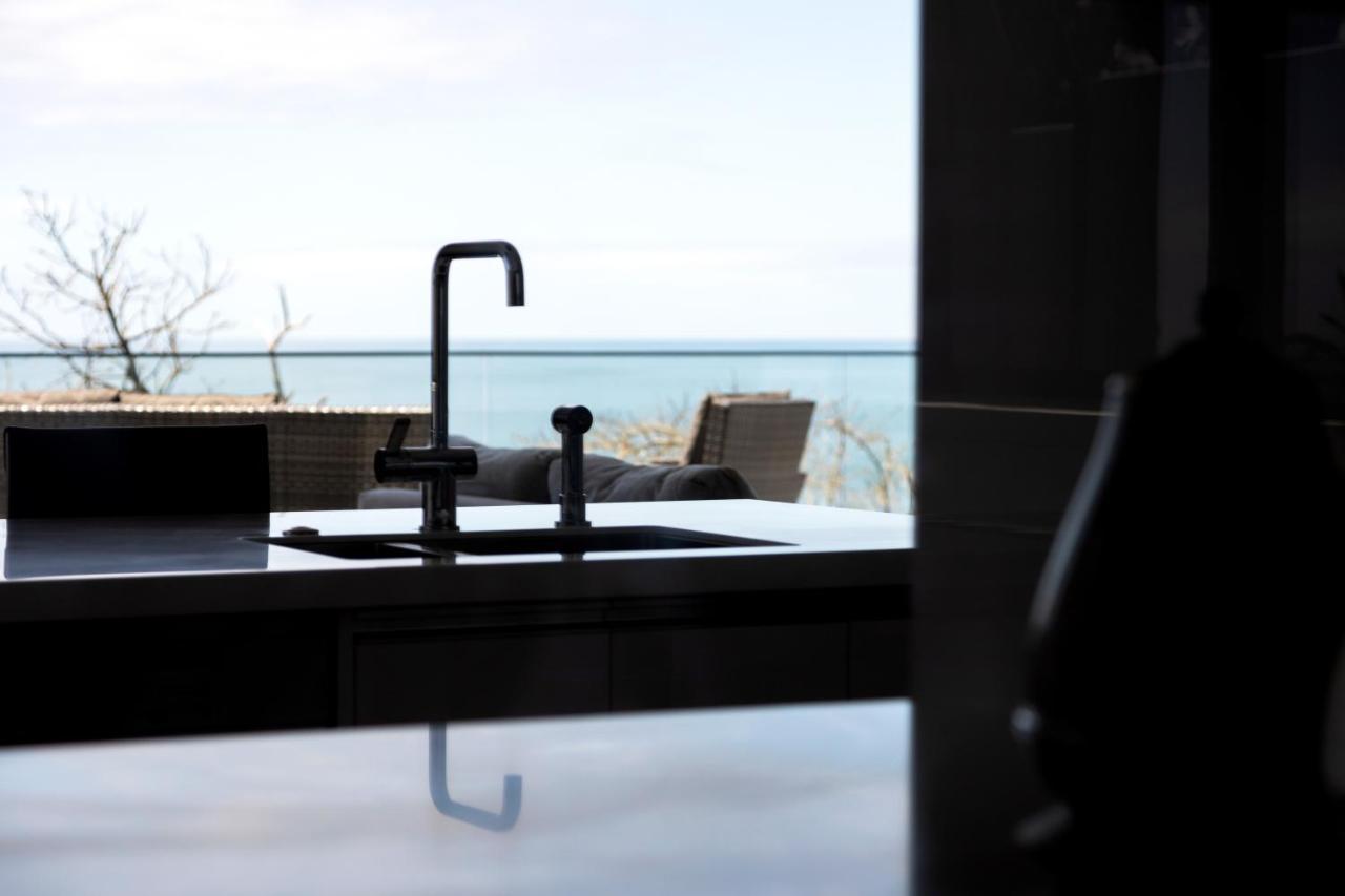 Oakura Beach Front Apartments المظهر الخارجي الصورة