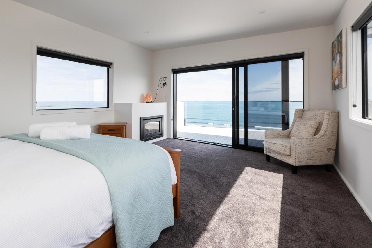 Oakura Beach Front Apartments المظهر الخارجي الصورة