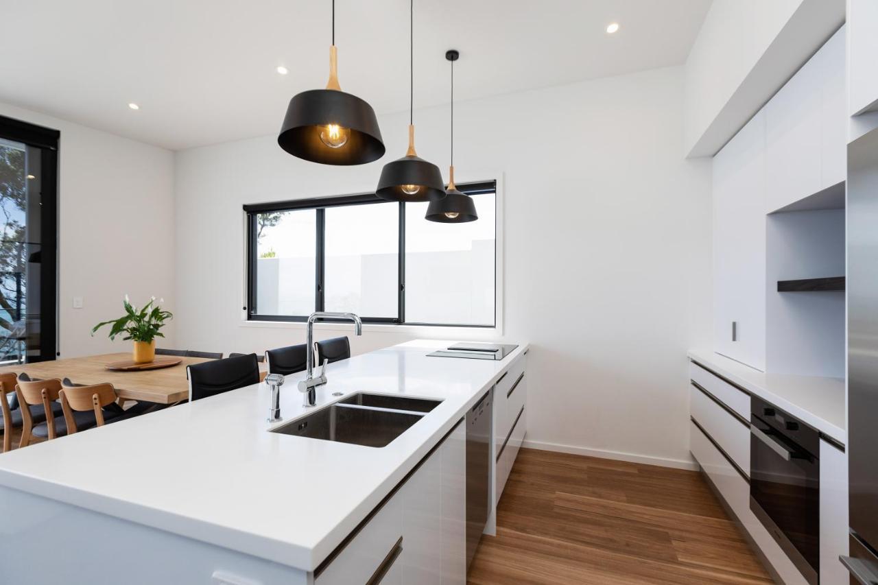Oakura Beach Front Apartments المظهر الخارجي الصورة