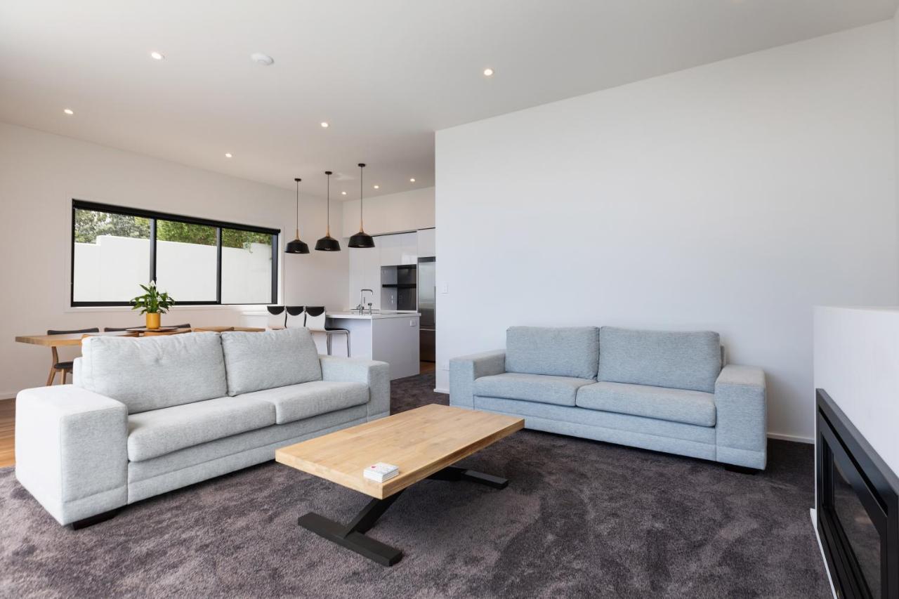 Oakura Beach Front Apartments المظهر الخارجي الصورة